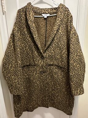 Old Navy Leopard-Print Coat in Tan and Black